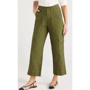 Free Assembly green seamed cargo pants size small